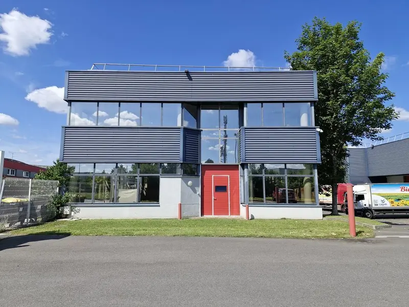 Entrepôt / Activité à louer - Tigery (91250) - 1400 m² - 13 416 €/mois