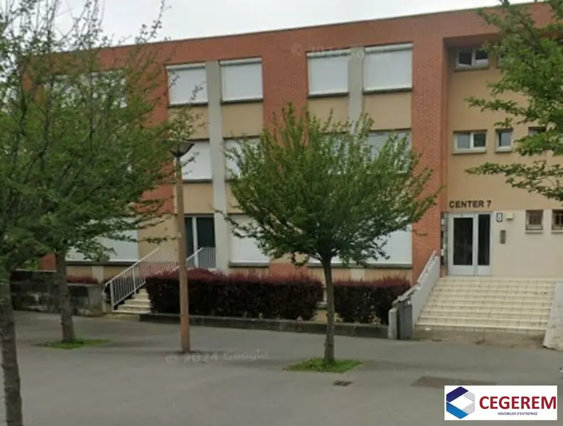 A VENDRE INVESTISSEUR BUREAUX A EVRY