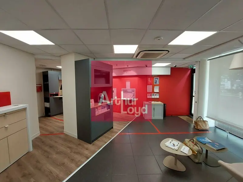Local Commercial à louer - Clermont-Ferrand (63000) - 107 m² - 1 400 €/mois