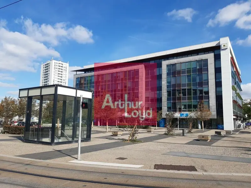 A louer Bureaux 1754m² Clermont-Ferrand