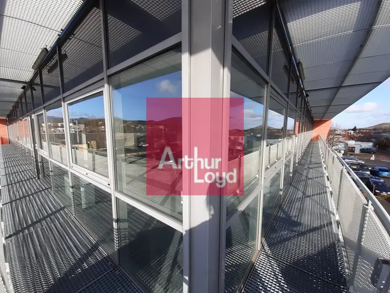 Bureau à louer - Aubière (63170) - 170 m² - 1 558 €/mois