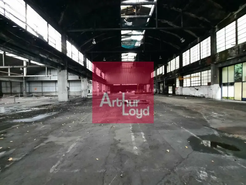 Entrepôt / Activité à louer - Gerzat (63360) - 10000 m² - 24 166 €/mois