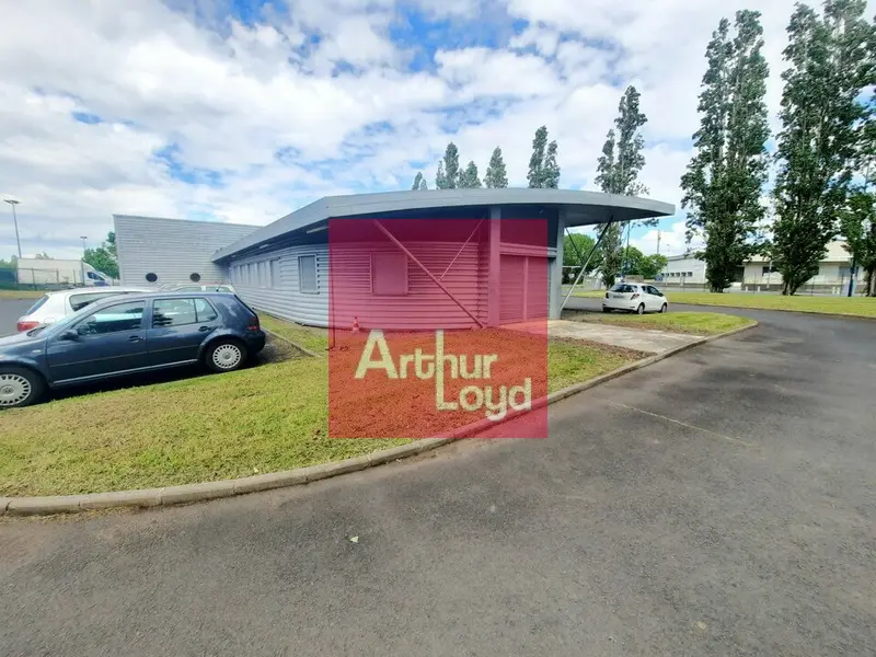 Bureau à louer - Clermont-Ferrand (63000) - 218 m² - 3 100 €/mois