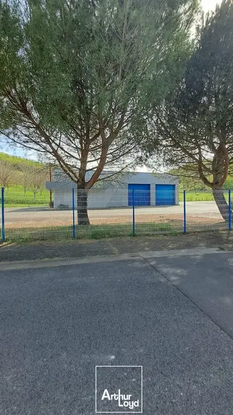 Entrepôt / Activité à louer - Terrasson-Lavilledieu (24120) - 329 m² - 3 300 ...