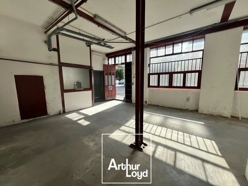 Entrepôt / Activité à louer - Brive-La-Gaillarde (19100) - 67 m²