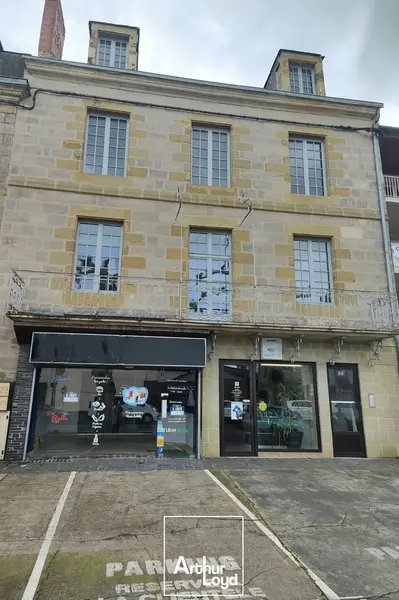 Local Commercial à louer - Brive-La-Gaillarde (19100) - 50 m² - 733 €/mois