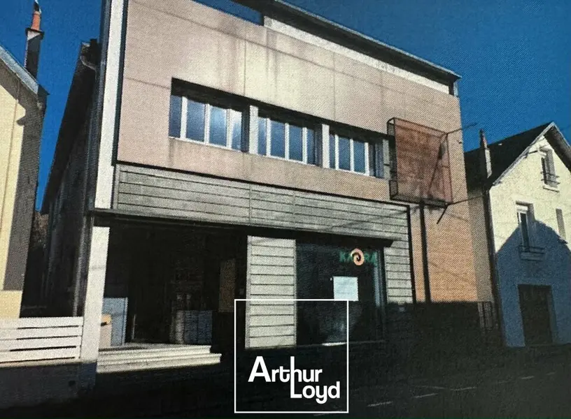 Bureau à louer - Brive-La-Gaillarde (19100) - 420 m² - 3 500 €/mois