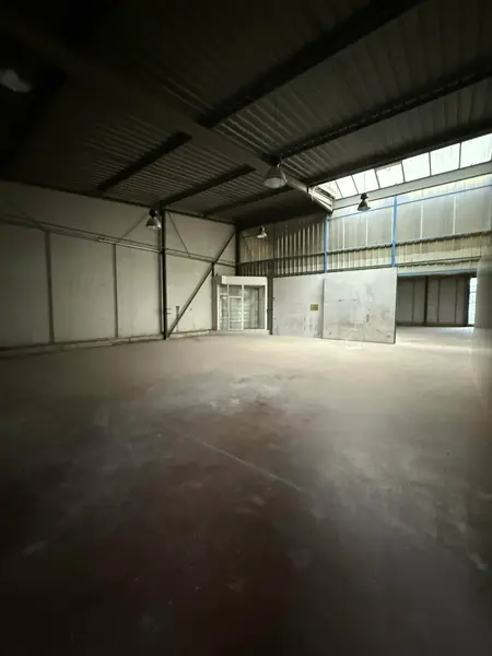 A louer Locaux d'activité 1455m² Chartrier-Ferrière