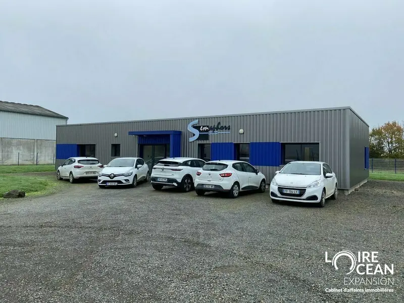 Bureau à louer - Beaupréau-En-Mauges (49110) - 200 m² - 1 700 €/mois