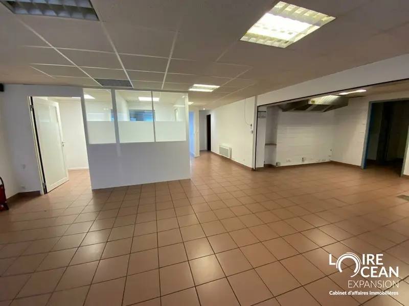 Local Commercial à louer - Nantes (44200) - 148 m² - 2 217 €/mois