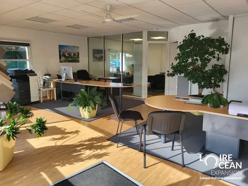 Local Commercial à vendre - Pornic (44210) - 84 m² - 0 €