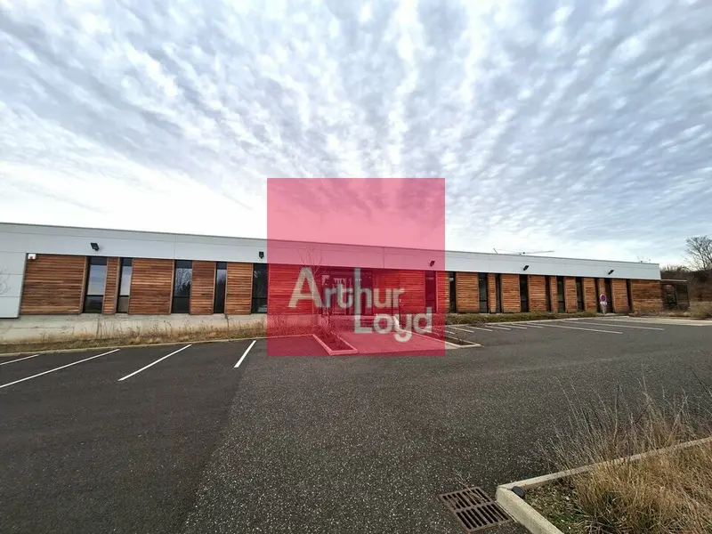 Bureau à louer - Châtel-Guyon (63140) - 414 m² - 3 761 €/mois