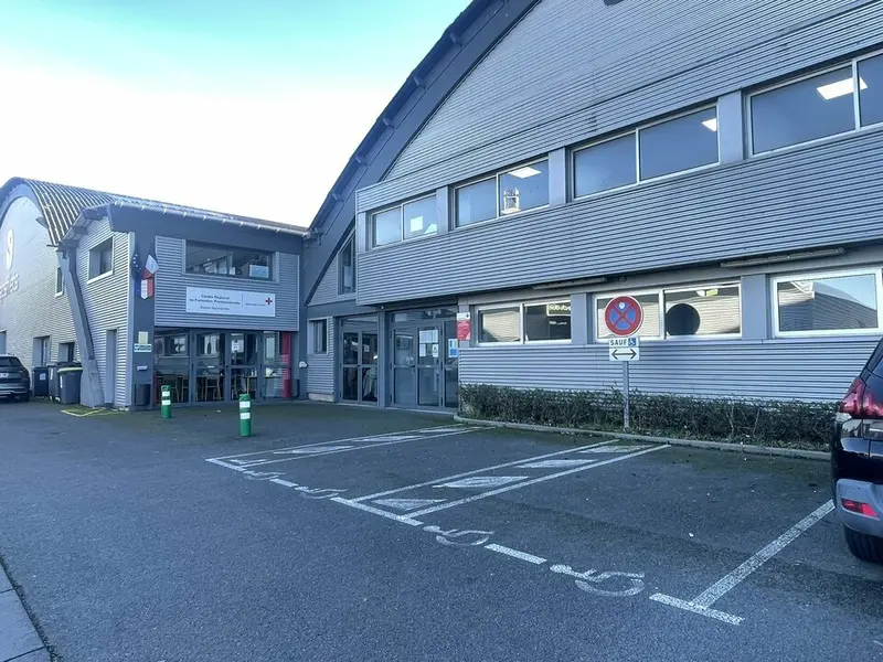 Bureau à louer - Mondeville (14120) - 312 m² - 3 083 €/mois