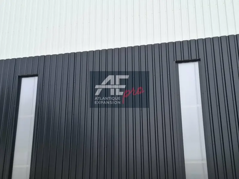 Entrepôt / Activité à louer - Saint-Nazaire (44600) - 300 m² - 2 350 €/mois