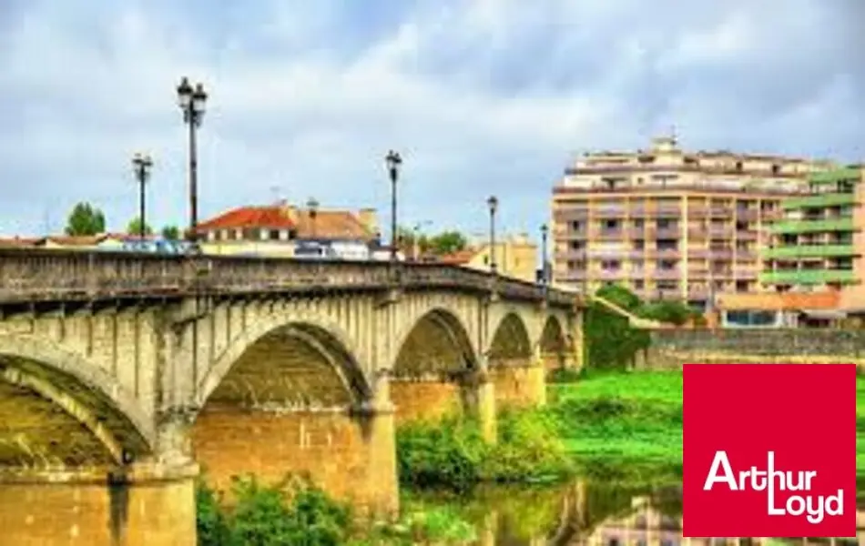 A VENDRE - FONDS DE COMMERCE - EMPLACEMENT PREMIUM - DAX