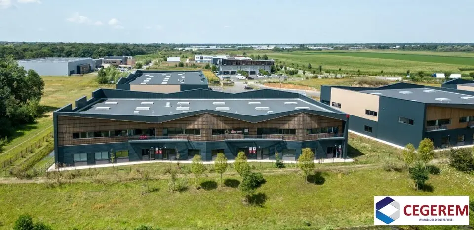 A VENDRE A MOISSY CRAMAYEL A PARTIR DE 418 M2