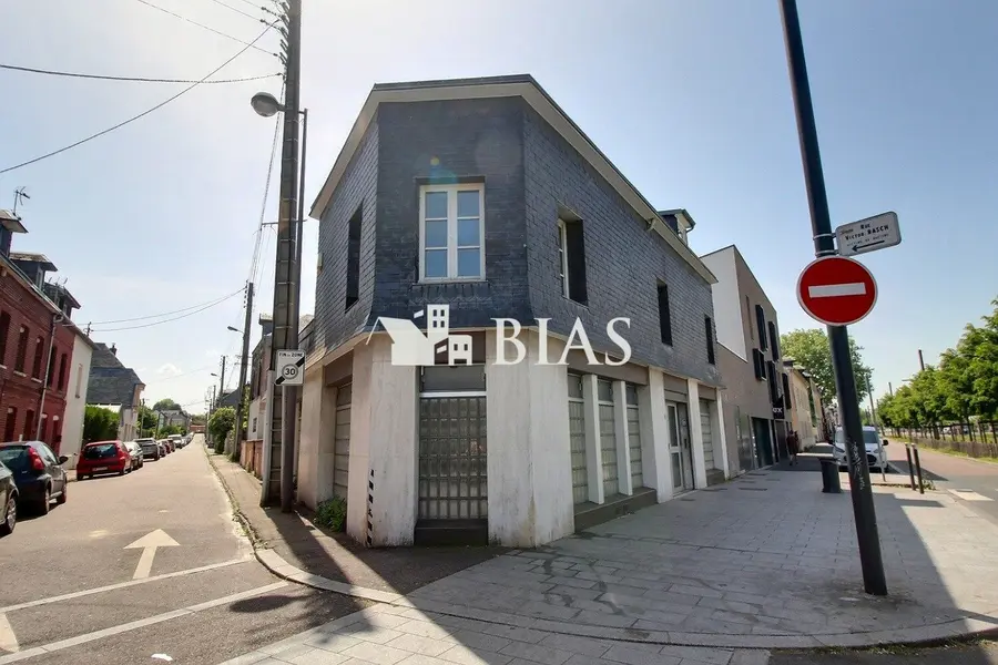 Entrepôt / Activité à vendre - Le Petit-Quevilly (76140) - 285 m²