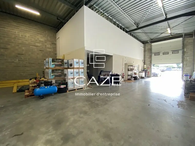 Entrepôt / Activité à louer - Eysines (33320) - 286 m² - 1 950 €/mois