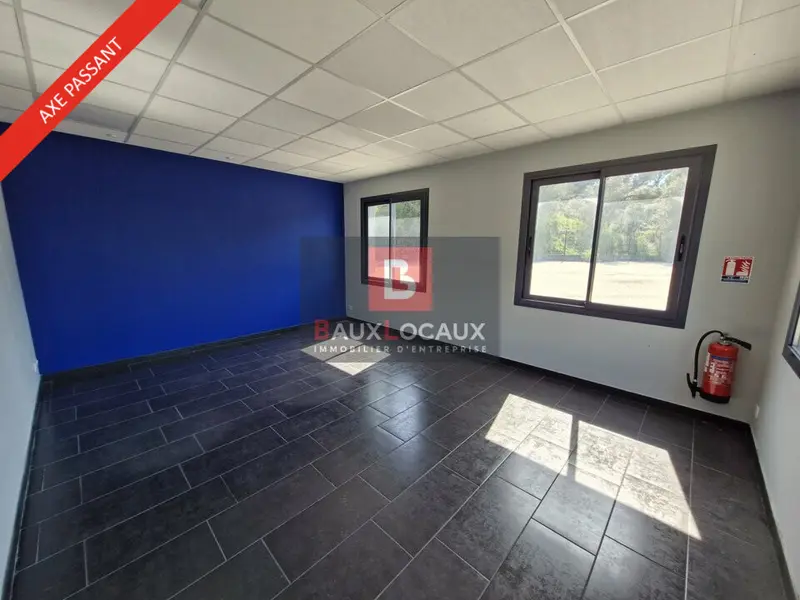 Bureau à louer - Martigues (13500) - 900 m² - 3 500 €/mois