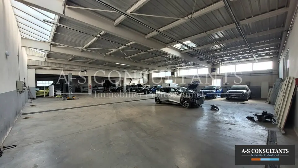 A vendre Locaux d'activité 1200m² Annonay