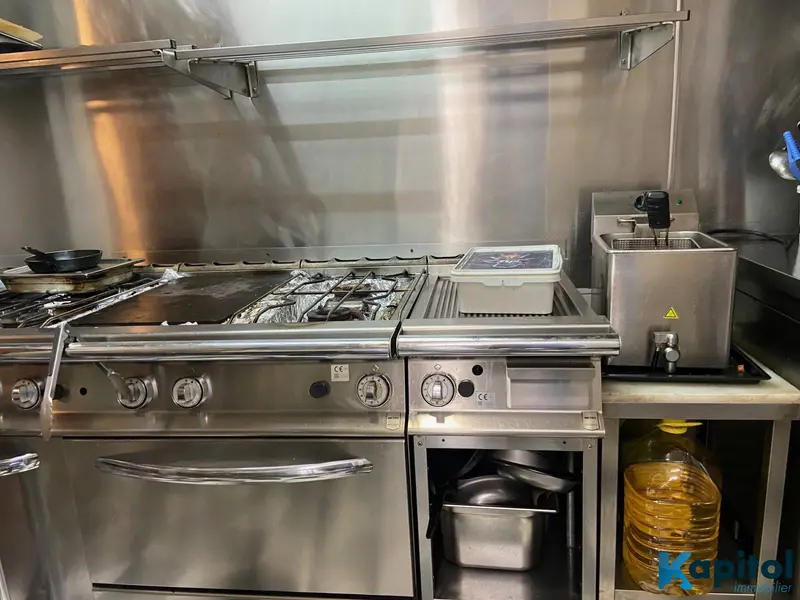 Fonds de commerce à vendre - Cafés et bars - Paris 08 (75008) - 440 000 €