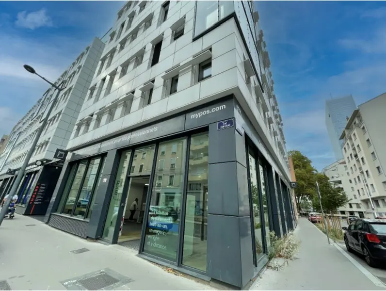 A louer Local commercial  193m² Lyon 03