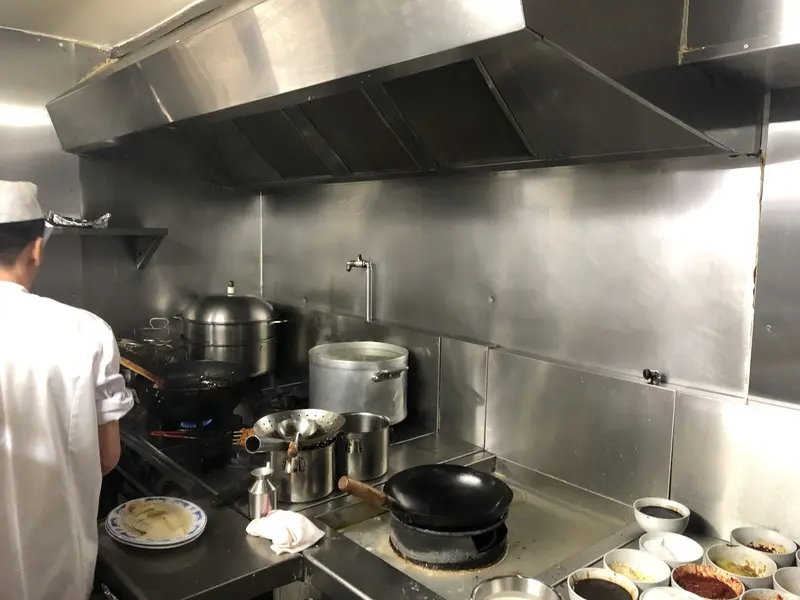 Paris 20e - bel emplacement - extraction