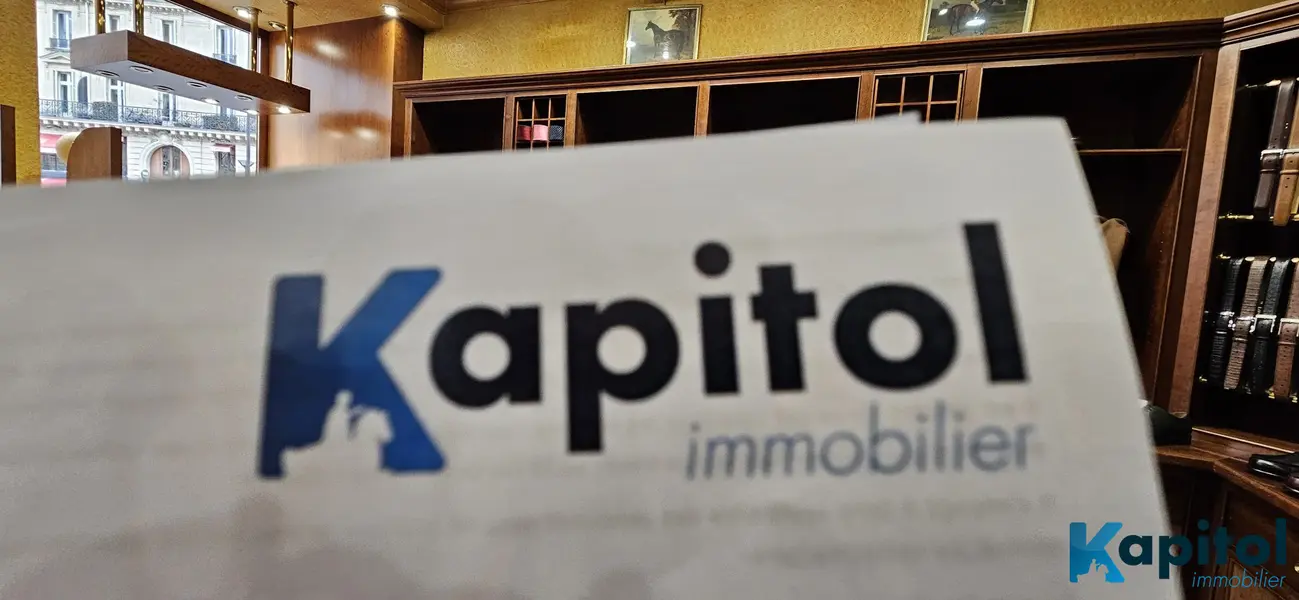 Local Commercial à vendre - Paris 08 (75008) - 66 m²