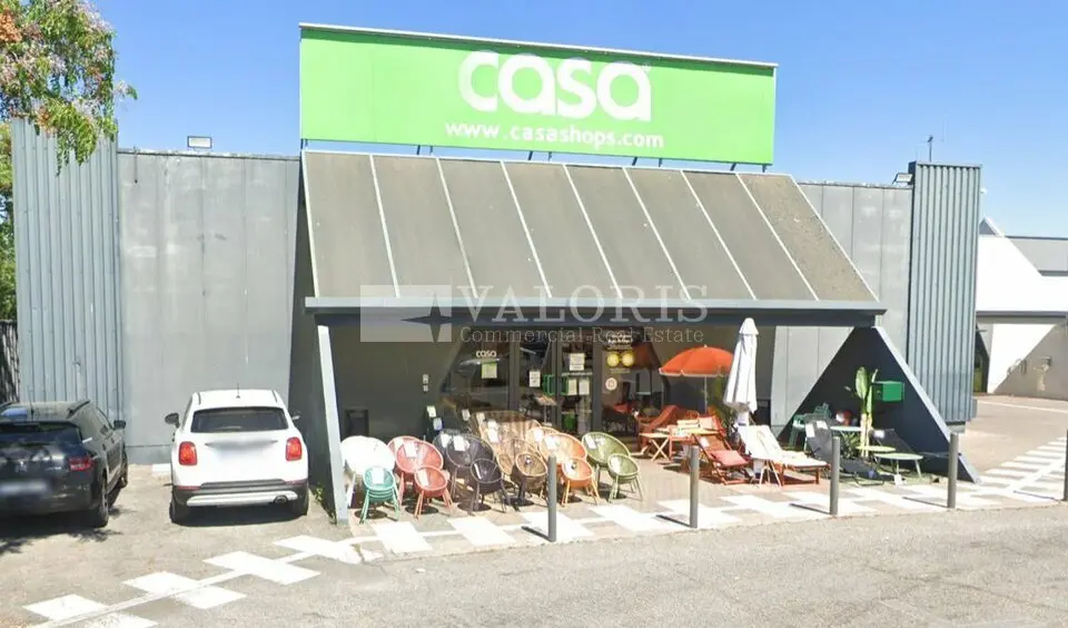 Local Commercial à louer - Istres (13800) - 422 m² - 5 626 €/mois