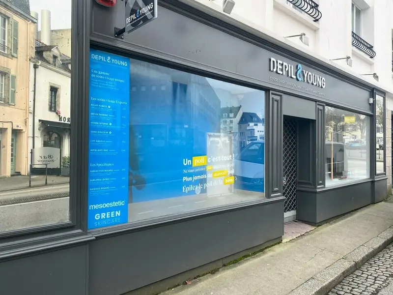 ENORME VISIBILITE - PROCHE HYPER-CENTRE