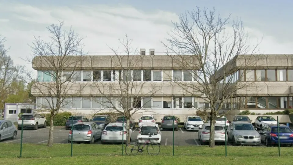 Bureau à vendre - Bruges (33520) - 390 m²