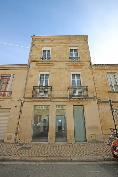 Local Commercial à louer - Bordeaux (33000) - 89 m² - 1 750 €/mois
