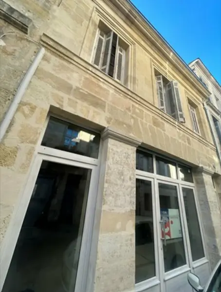 Bureau à vendre - Bordeaux (33800) - 358 m² - 1 520 000 €