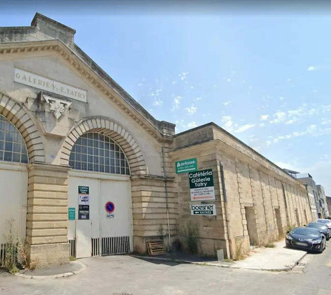 Local Commercial à louer - Bordeaux (33300) - 854 m² - 10 833 €/mois