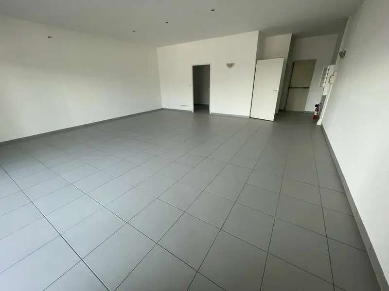 Local Commercial à louer - Agen (47000) - 70 m² - 1 650 €/mois