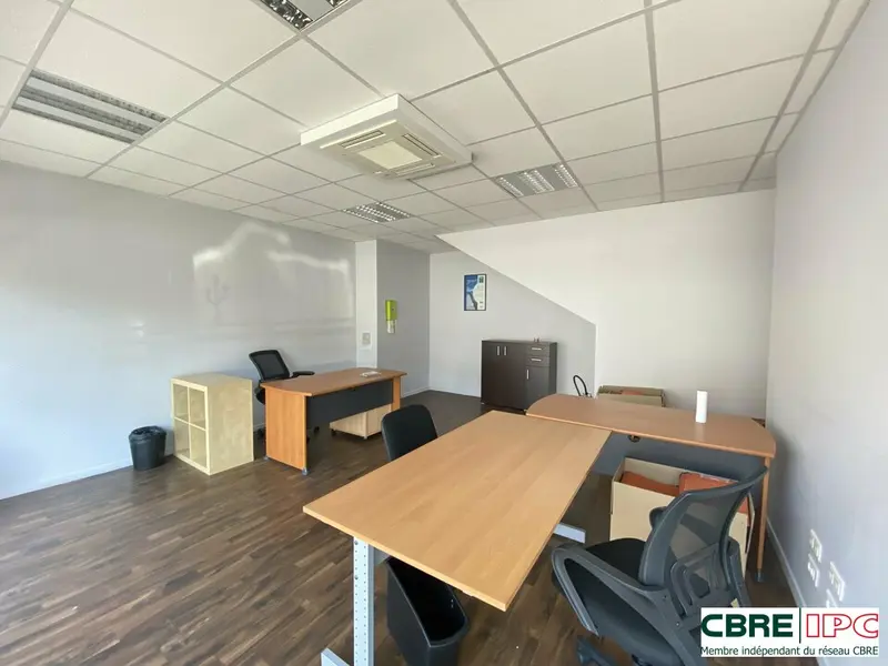 LOCATION - REF : 8277FD