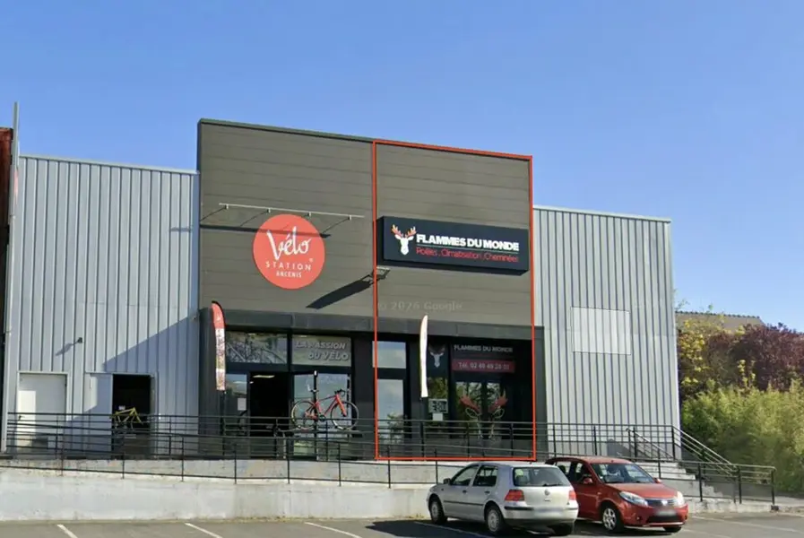 LOCAL COMMERCIAL À LOUER - AXE FRÉQUENTÉ