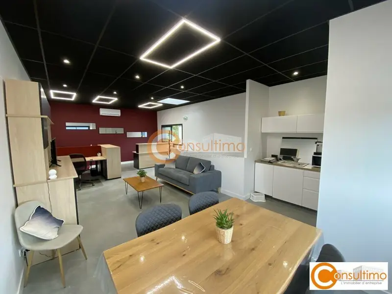Location Bureau 45 m²  Aménagé & Meublé  Audenge