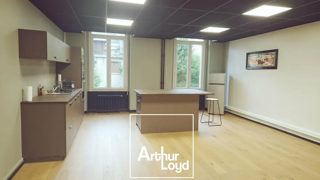 A louer Bureaux 107m² Tulle