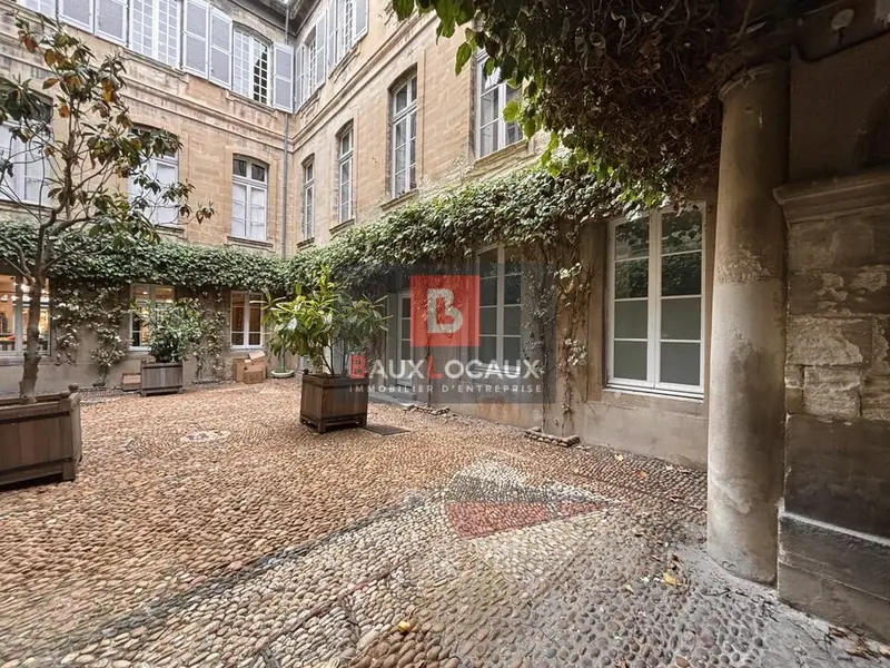 Bureau à vendre - Avignon (84000) - 70 m²