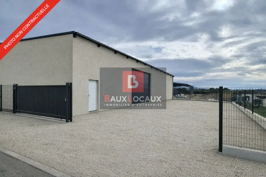 Entrepôt / Activité à louer - Mazan (84380) - 370 m² - 3 500 €/mois