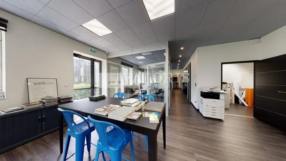 A vendre Bureaux 167m² Limonest