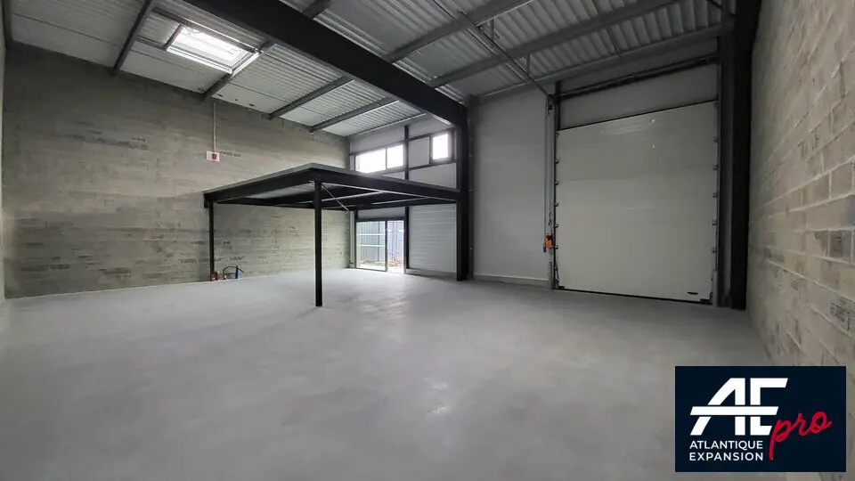 Entrepôt / Activité à louer - Campbon (44750) - 188 m² - 1 300 €/mois