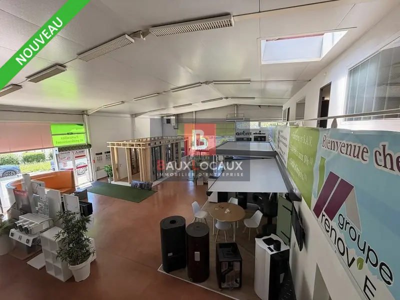 Local Commercial à louer - Avignon (84000) - 530 m² - 3 800 €/mois