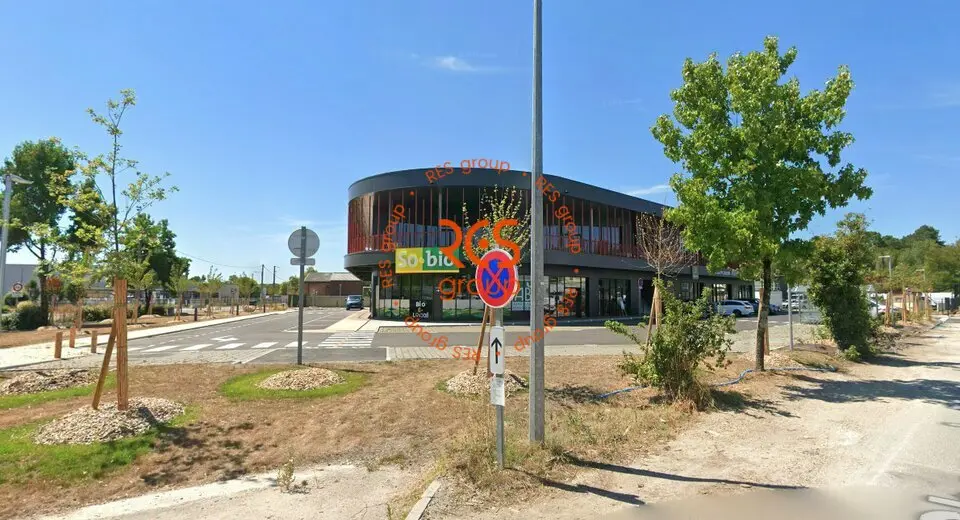 Local Commercial à louer - Martillac (33650) - 700 m² - 8 750 €/mois