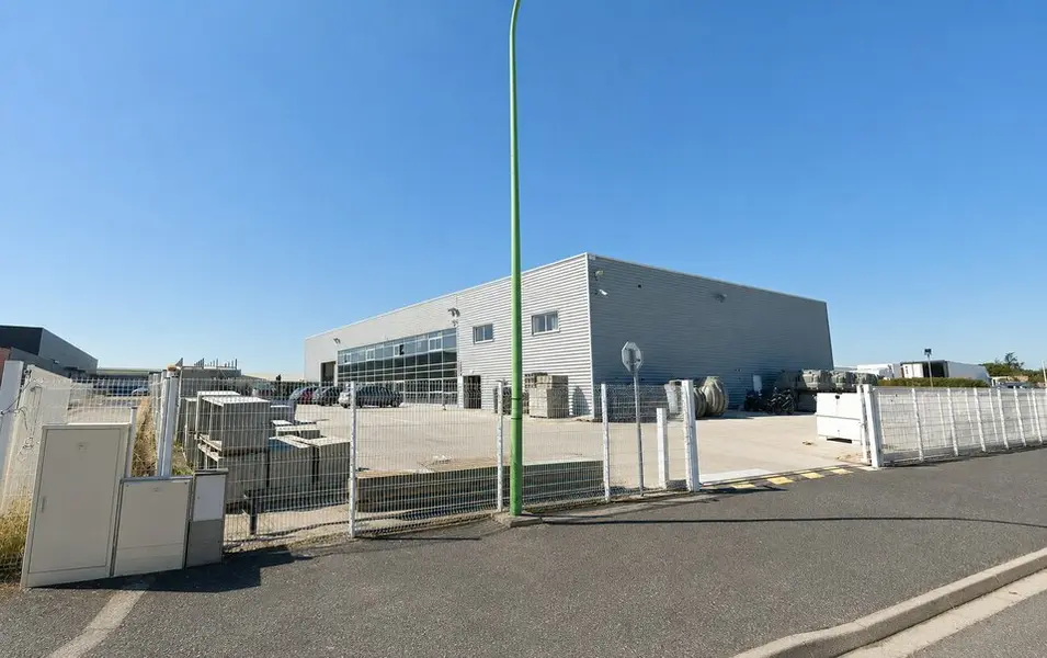 Entrepôt / Activité à louer - Perpignan (66000) - 1217 m²