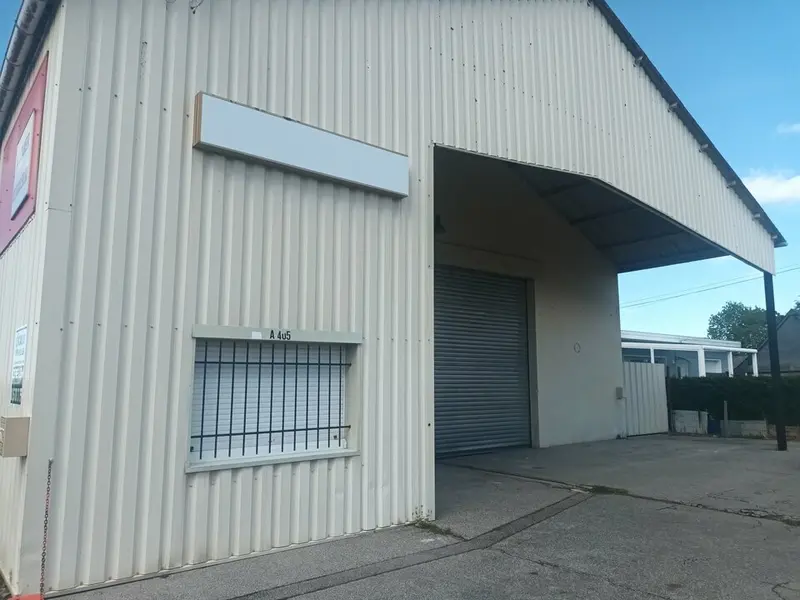 Entrepôt / Activité à louer - Saint-Nicolas-D'Aliermont (76510) - 330 m² - 62...