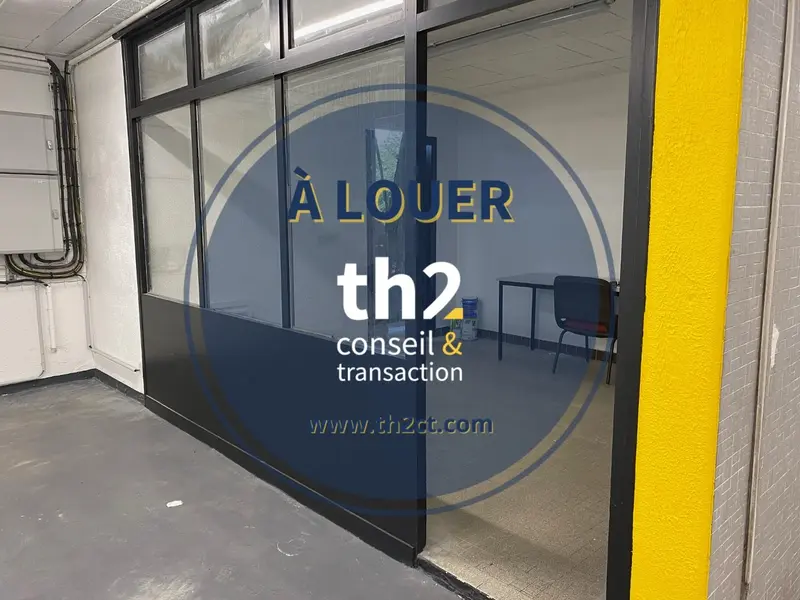 À louer à Saint-Lô - 525 m² de stockage