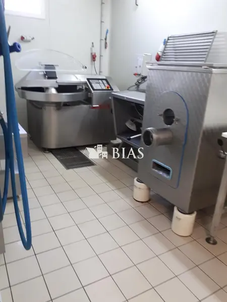 Fonds de commerce à vendre - Vente alimentaire - (77) - 2 266 000 €
