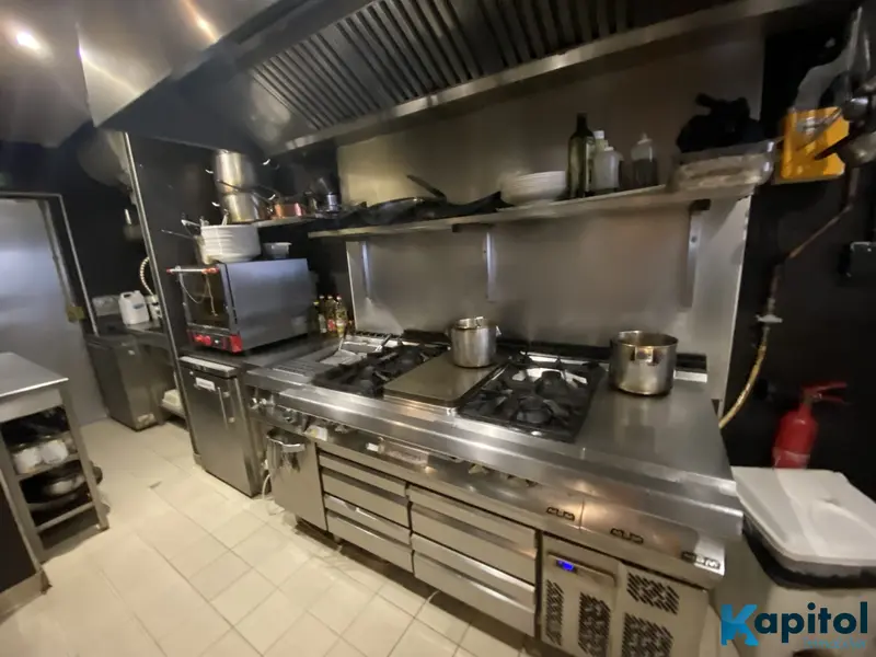 Fonds de commerce à vendre - Restauration - Paris 16 (75016) - 388 400 €